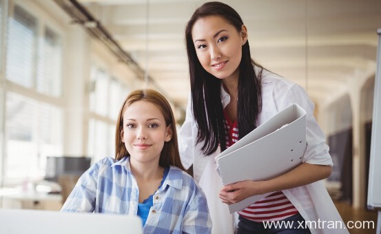 女孩子學翻譯好就業(yè)嗎?以后女翻譯一般工資多少？