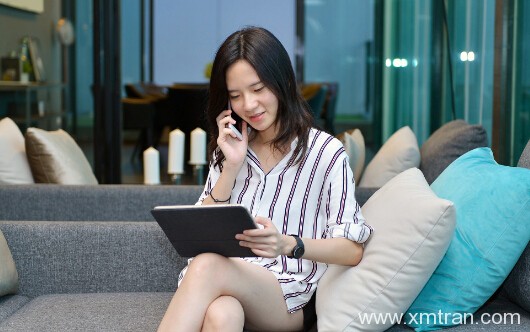 女孩子學翻譯好就業(yè)嗎?以后女翻譯一般工資多少？